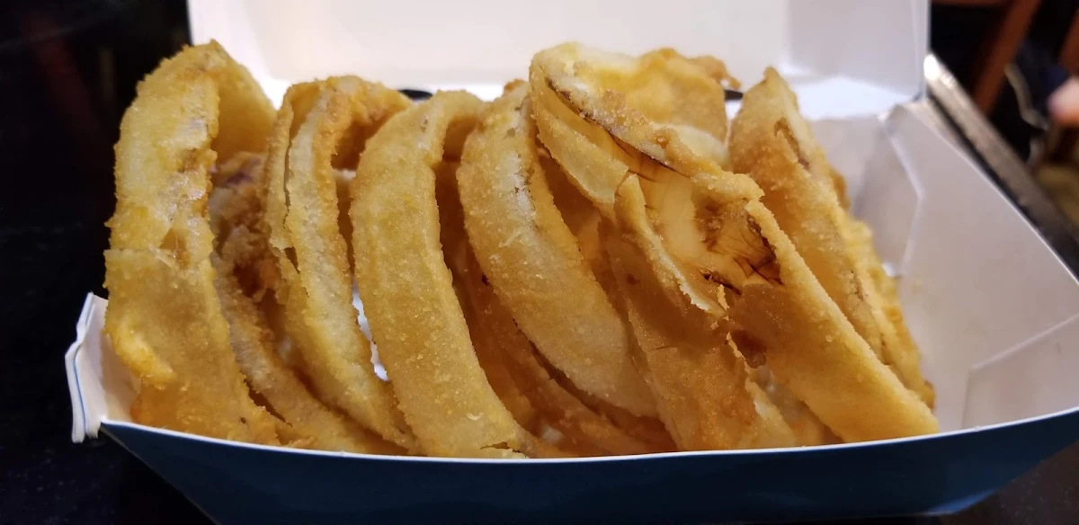 Homestyle Onion Rings, Fatburger Medicine Hat