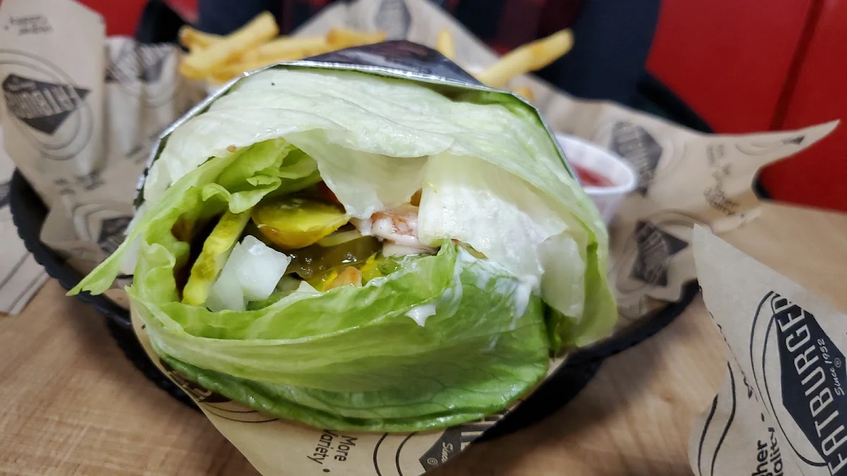 Lettuce Wrap Burger Special, Fatburger Medicine Hat