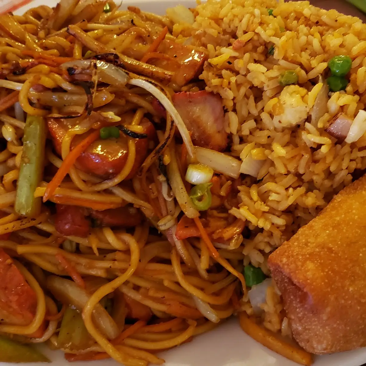 Roast Pork Loo Mein