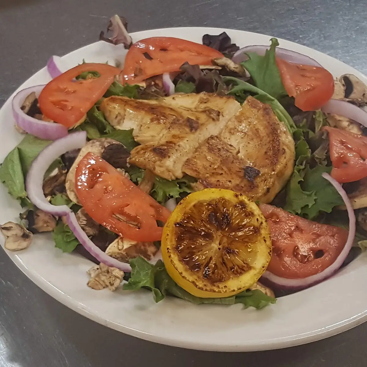 Grilled Chicken Garden Salad