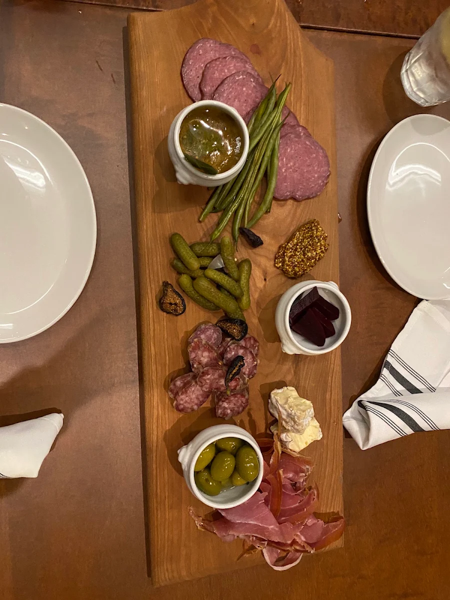 Highlights, Mudtown Station Brewery and Restaurant