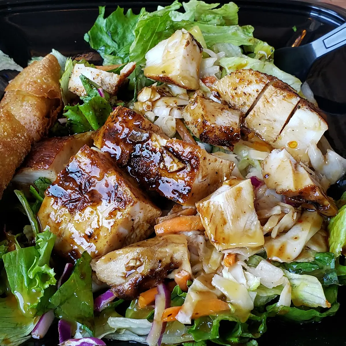 Zensation Salad with Blackened Chicken