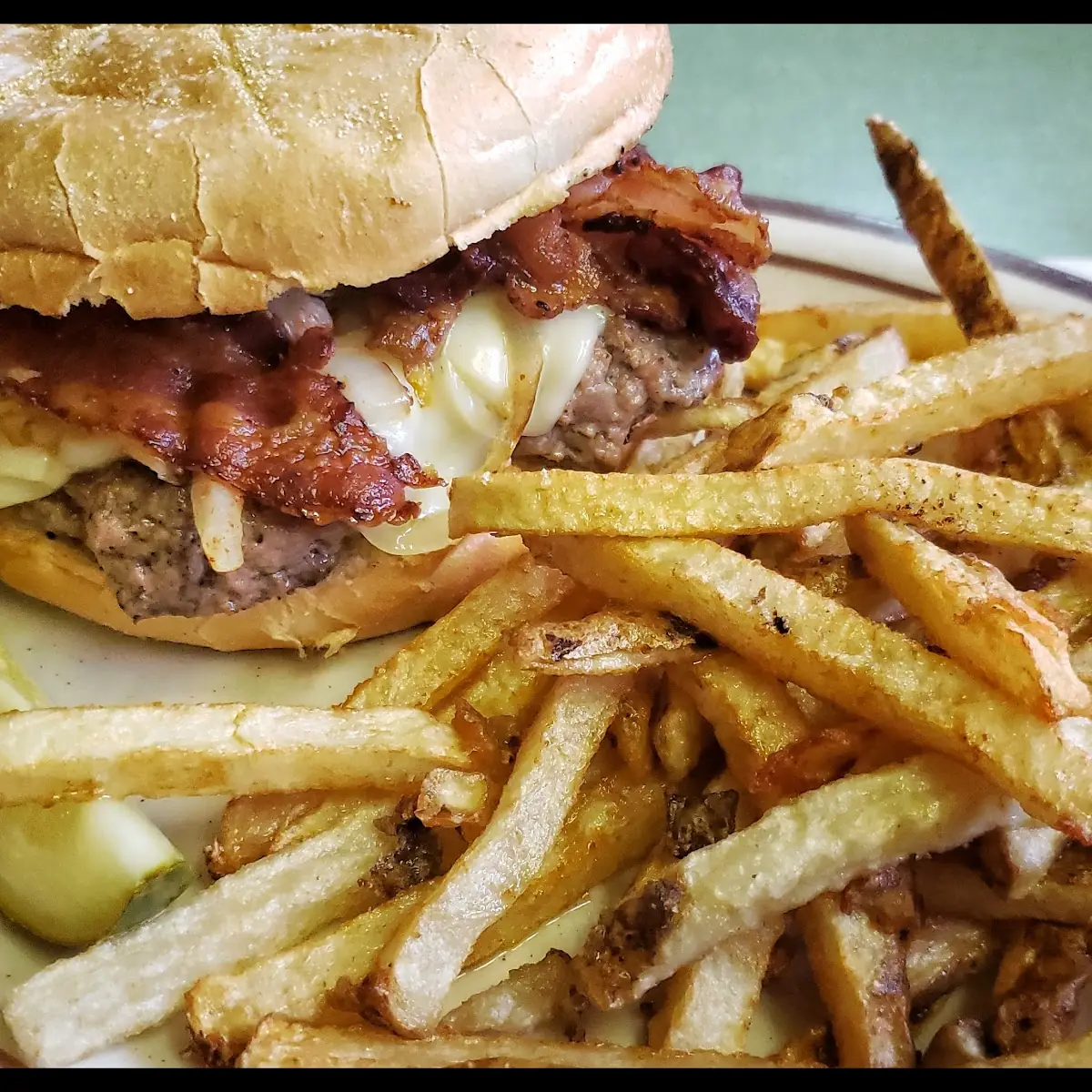 Bacon Swiss Mushroom Burger