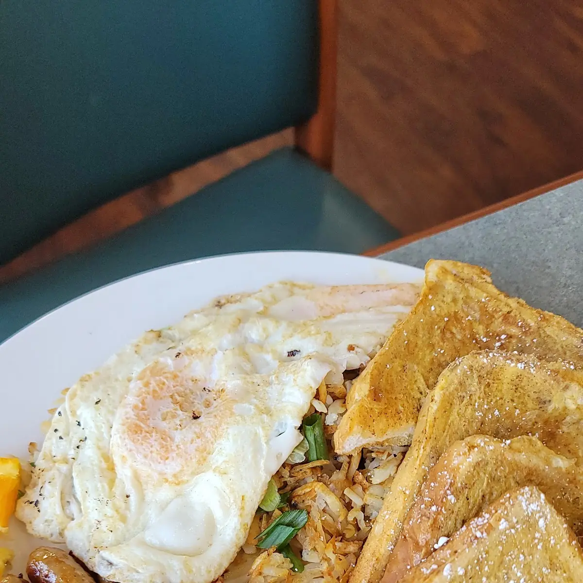Highlights, Sunridge Restaurant