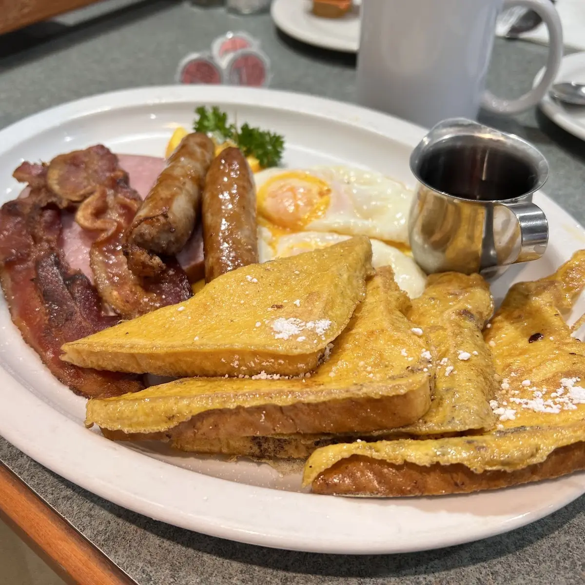 Highlights, Sunridge Restaurant