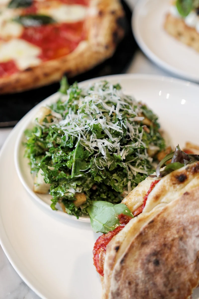 Caesar Salad, Sosta! Pizzeria