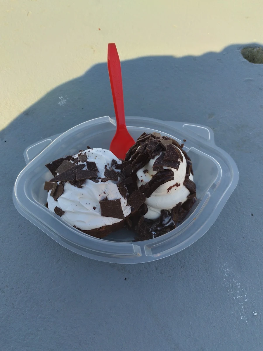Brownie Sundae