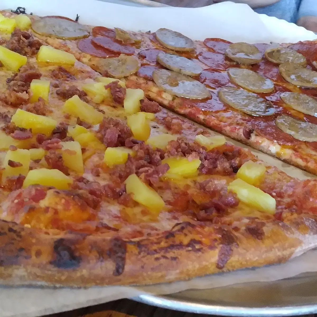 Hawaiian Pizza