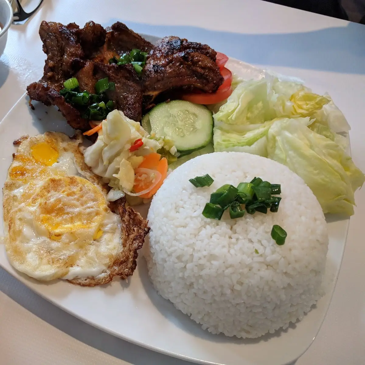 Cơm Sườn Trứng