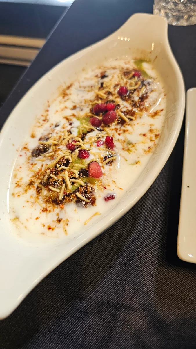 Dahi Bhallay, Haveli Restaurant
