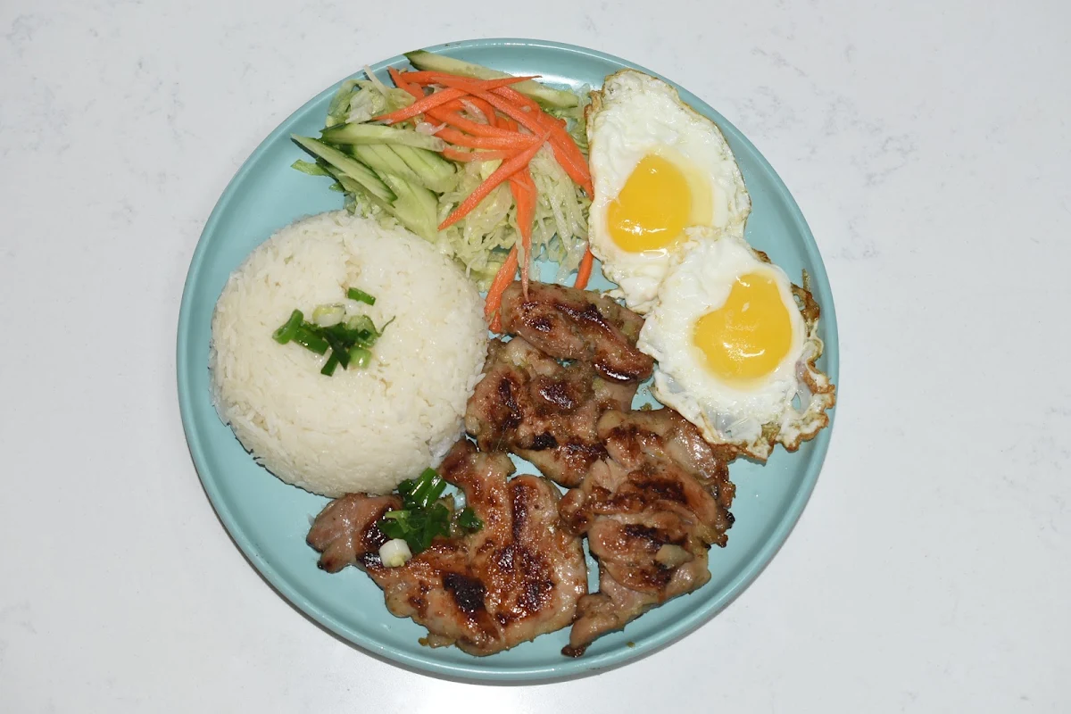 Highlights, Mai Noodle House