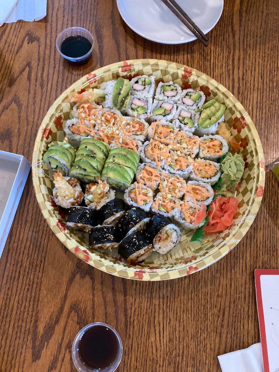Highlights, LUCKY SUSHI
