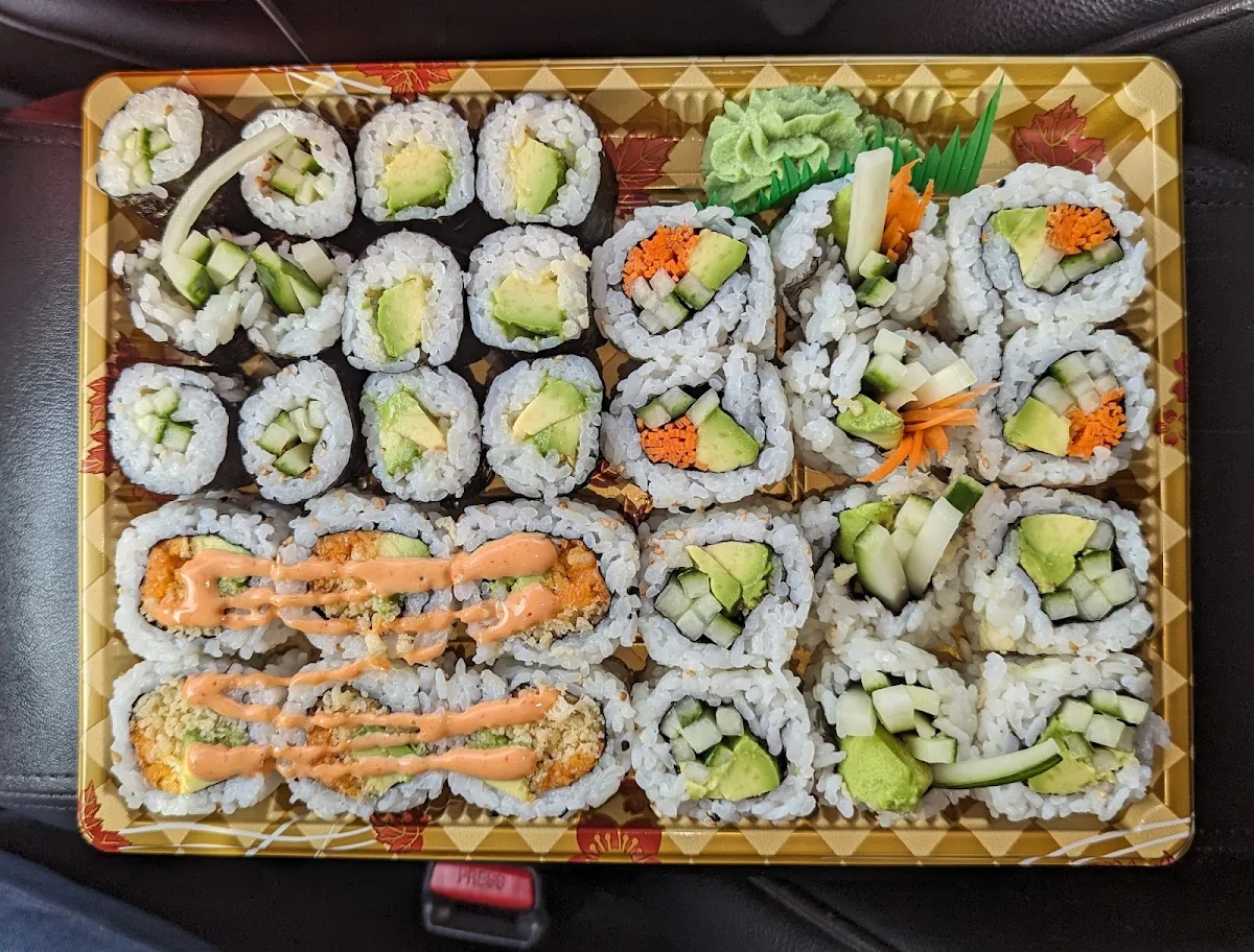 Highlights, LUCKY SUSHI
