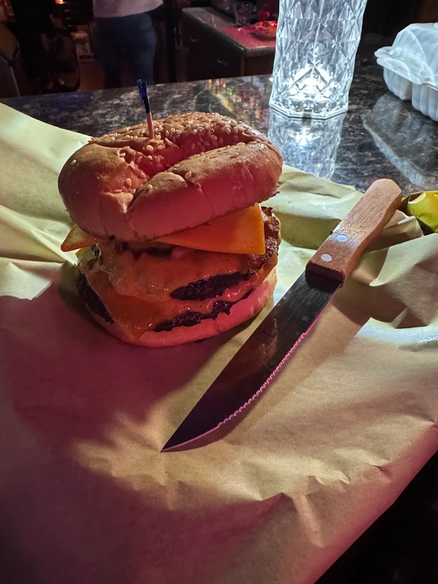 Double Cheeseburger