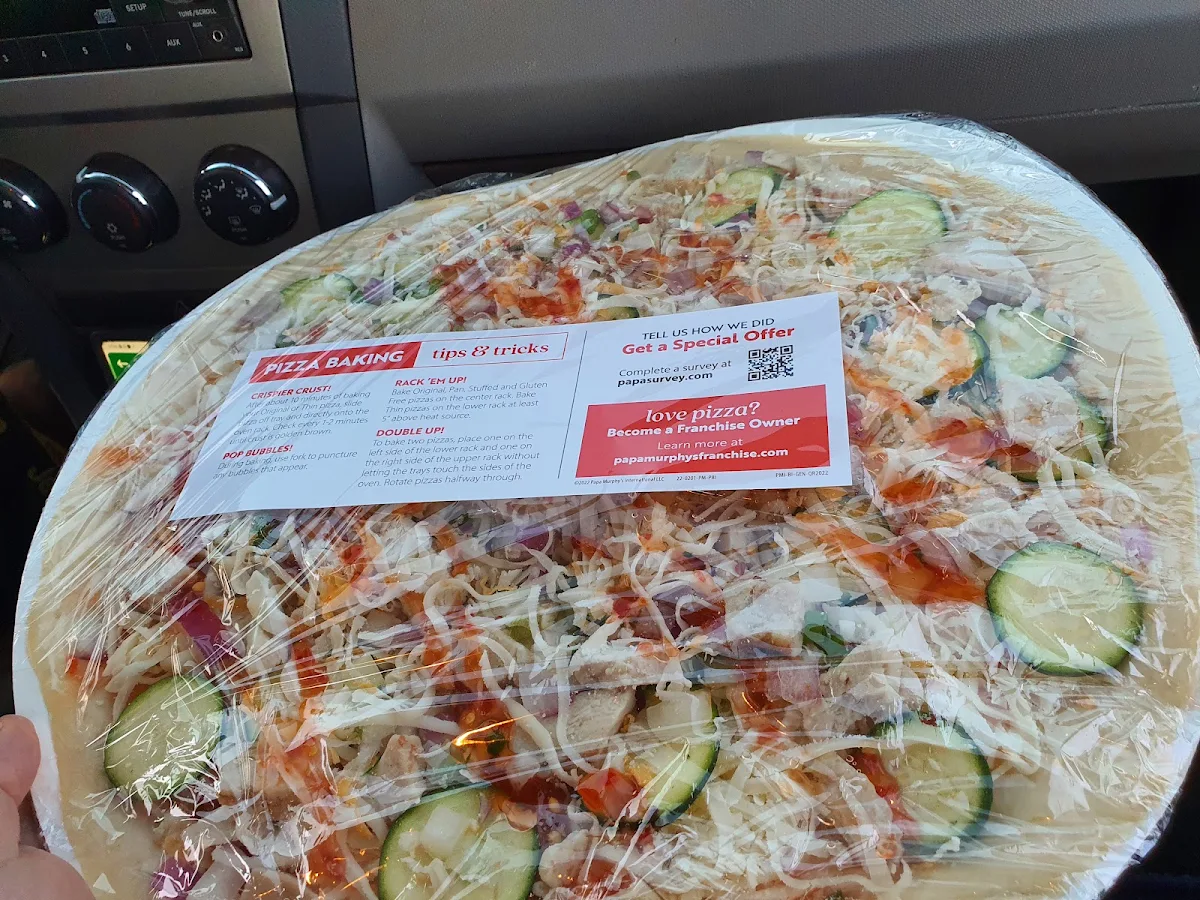Tai Chicken Pizza