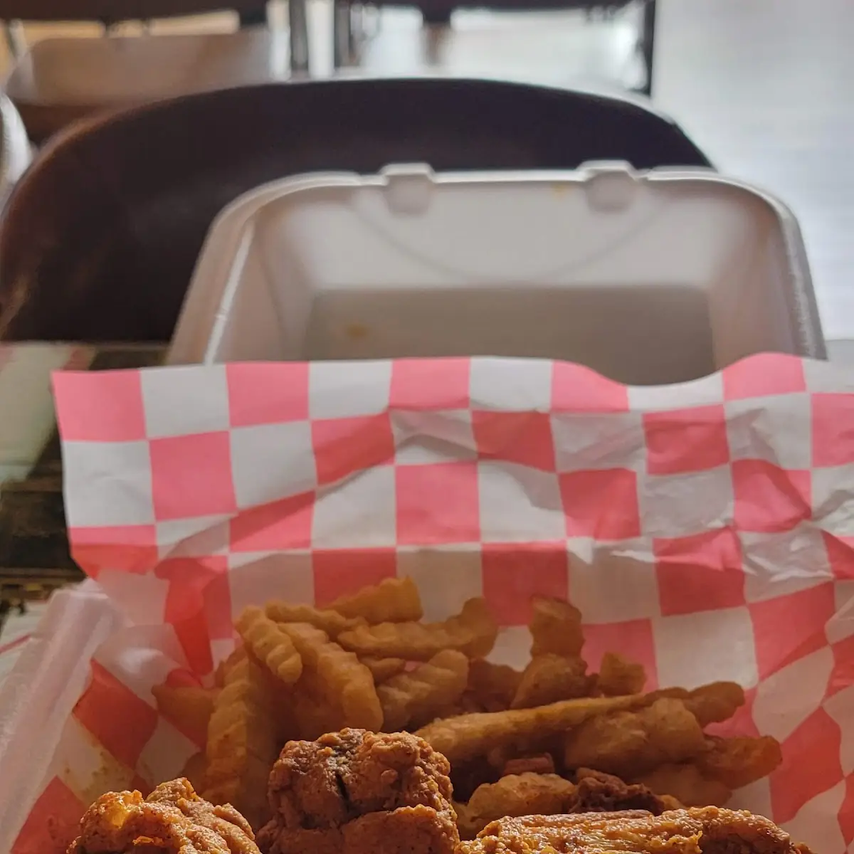 Jumbo Wings and Fries