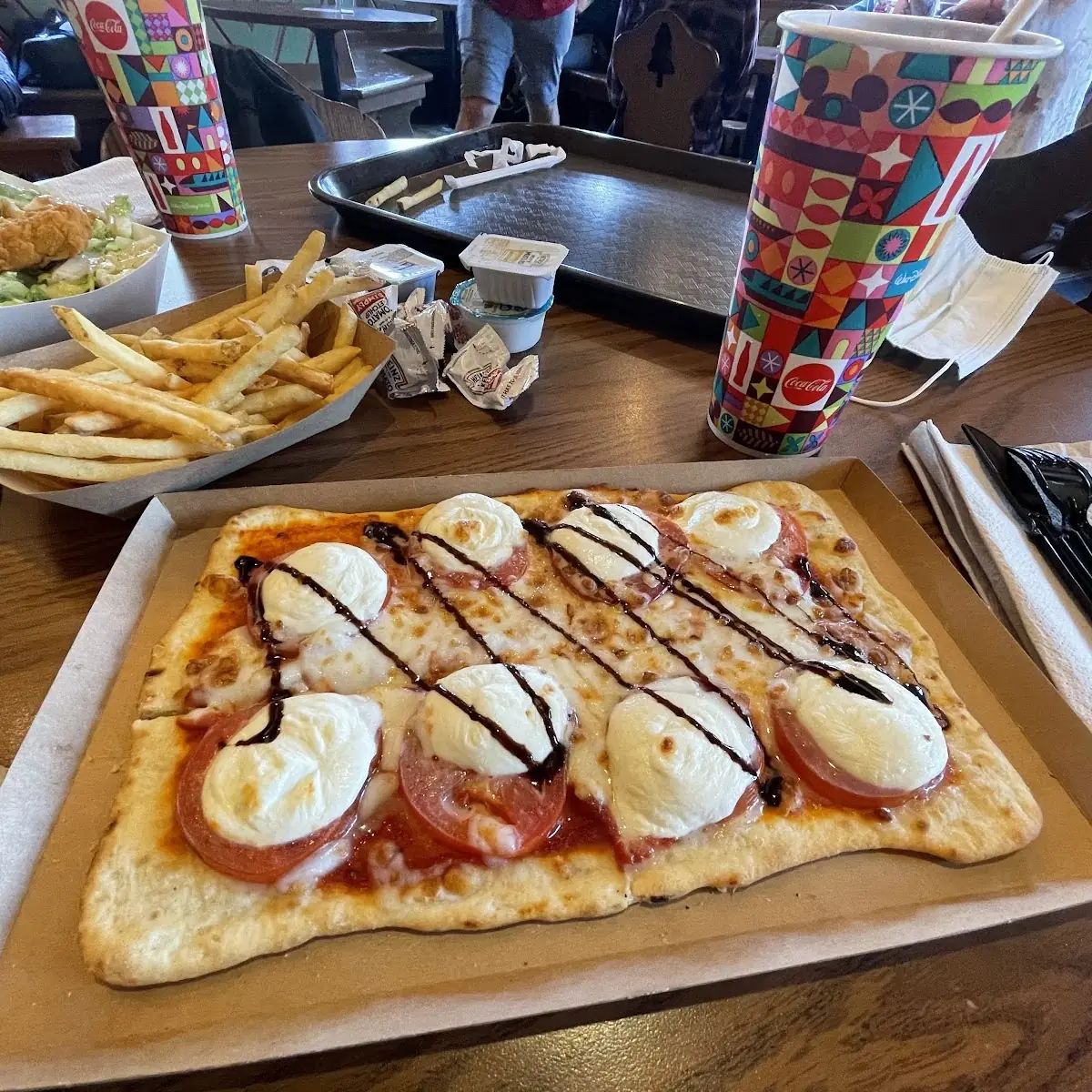 Margherita Flatbread Pizza