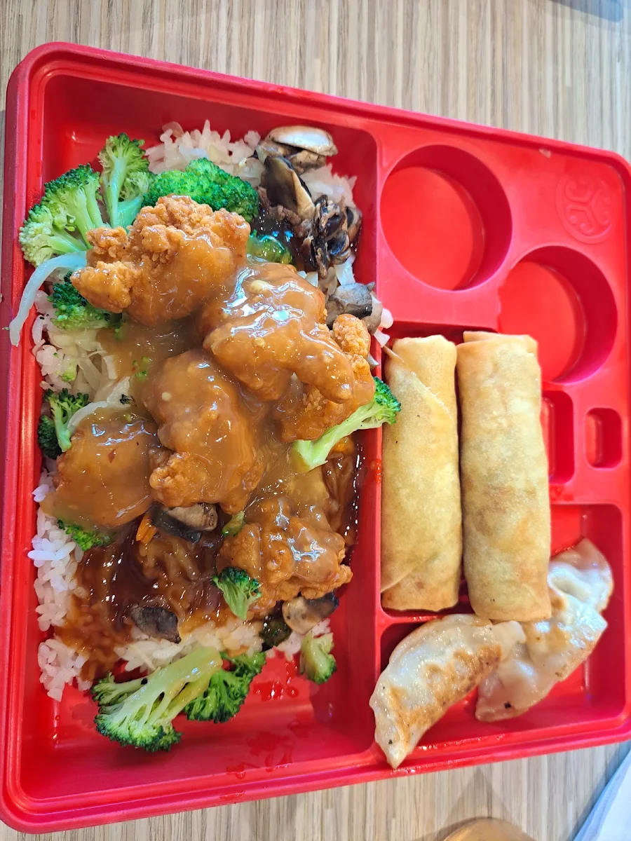Orange Chicken Bento, Edo Japan