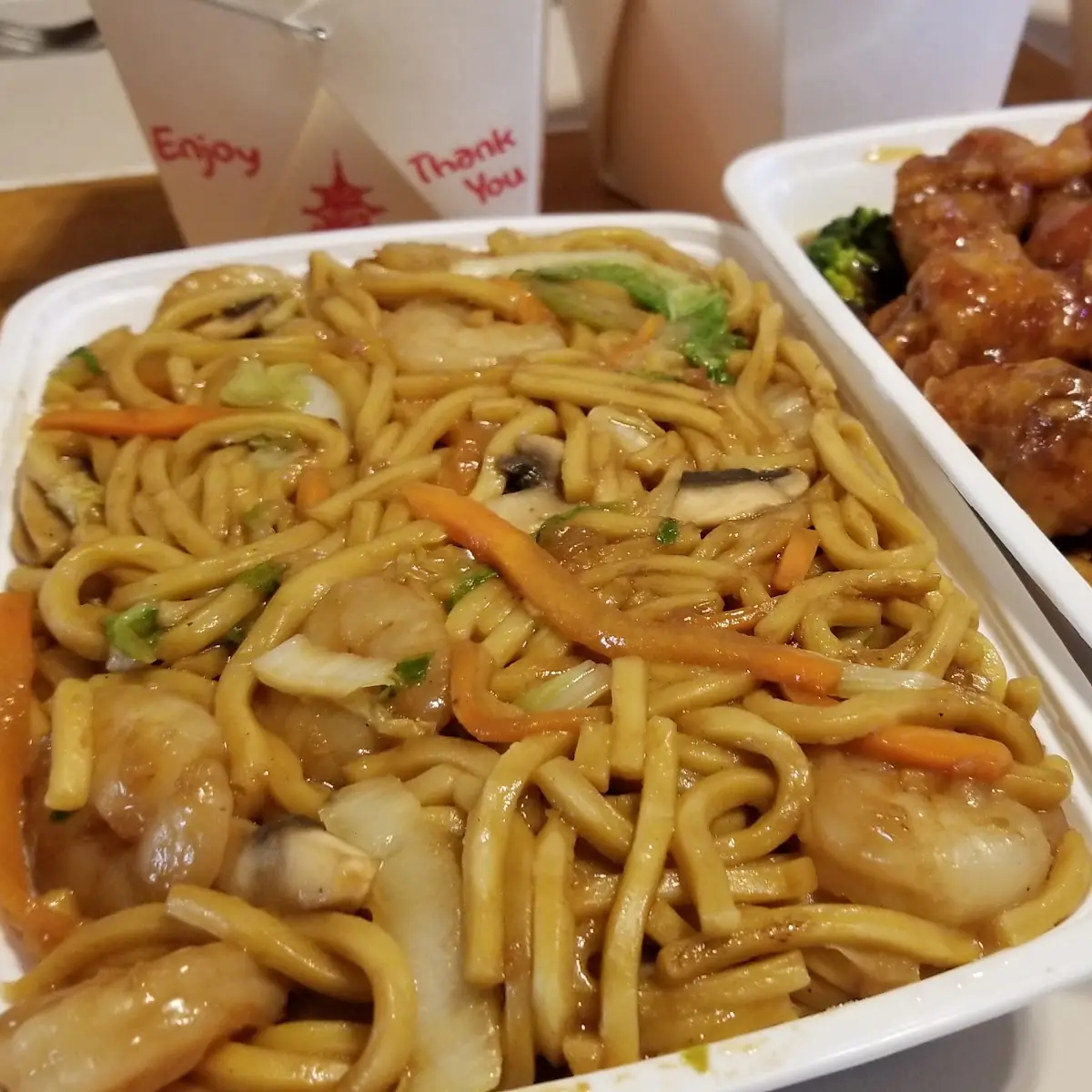 Shrimp Lo Mein