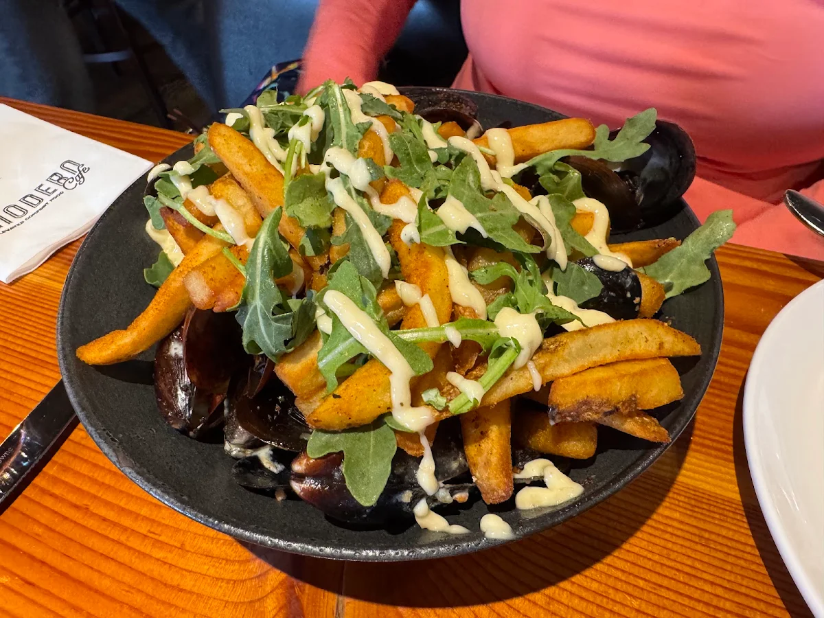 Mussels, Modern Cafe Nanaimo