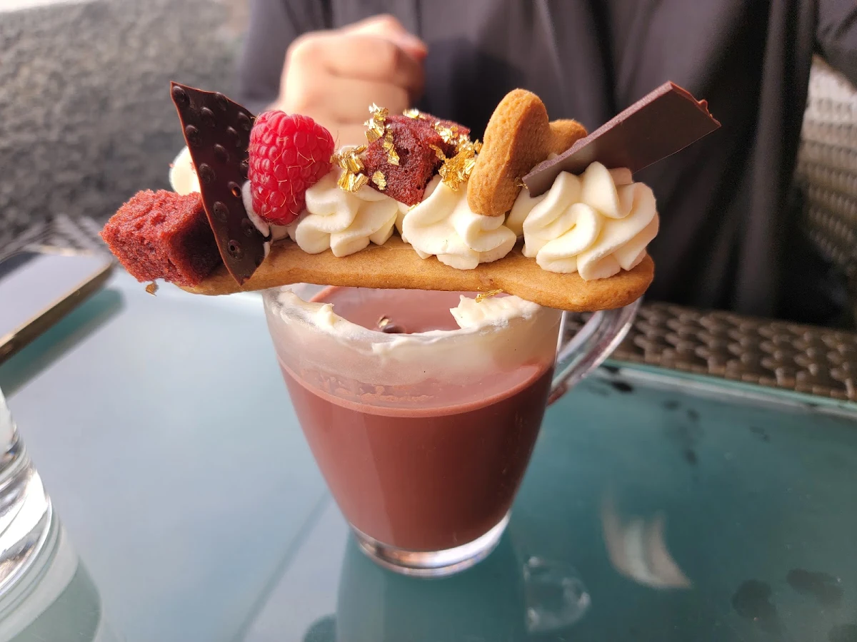 Highlights, The Veranda