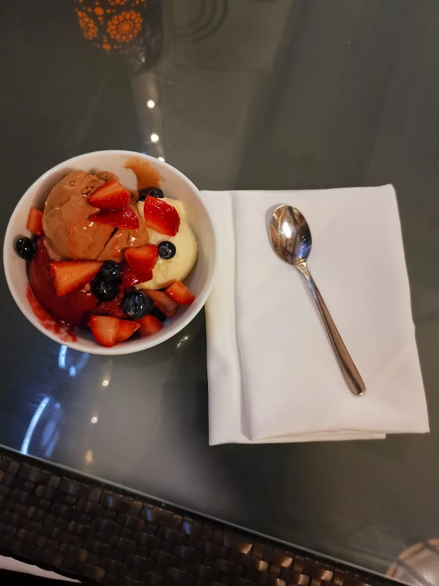Ice Cream Hand-Churned Three Flavours, The Veranda