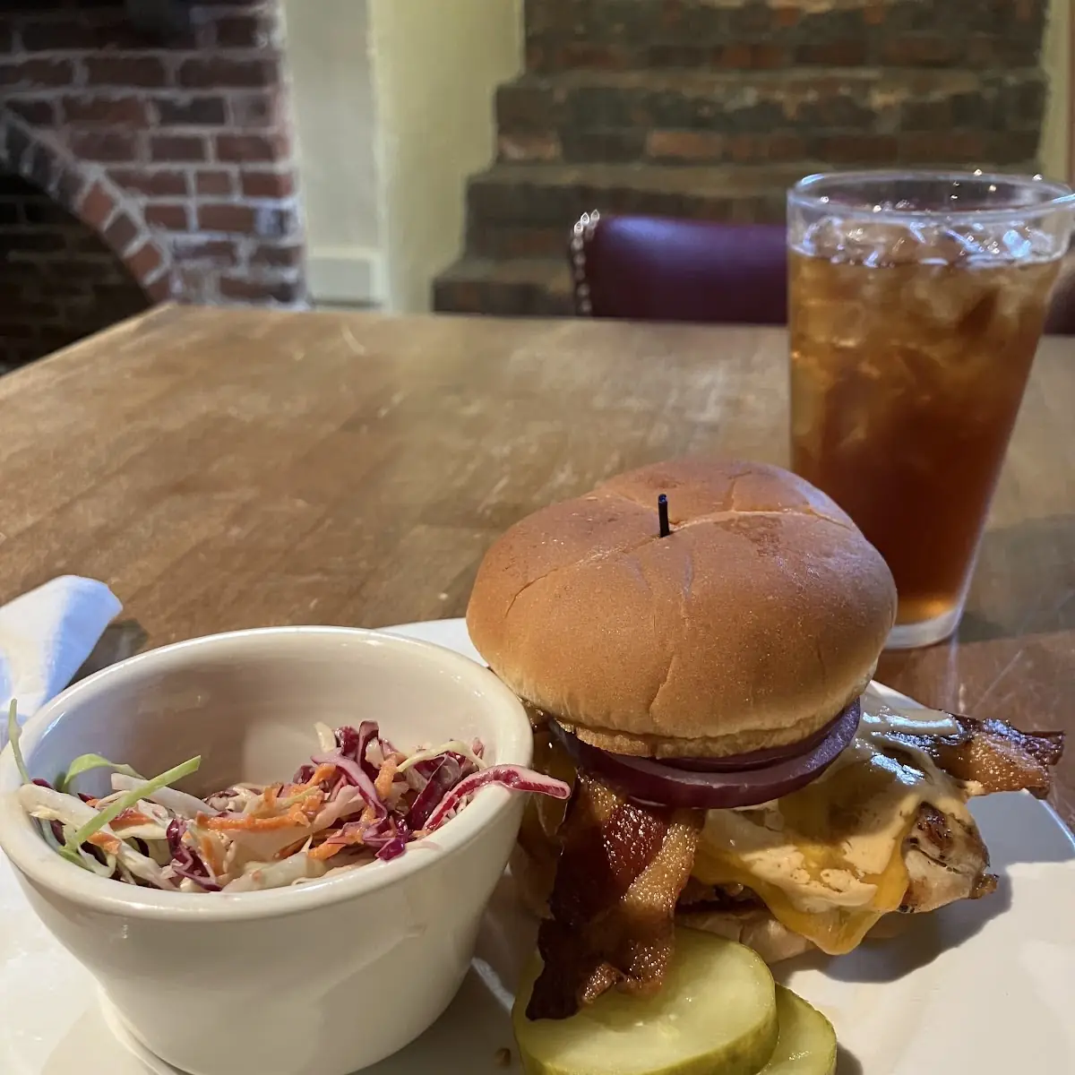 Burger Tavern Style