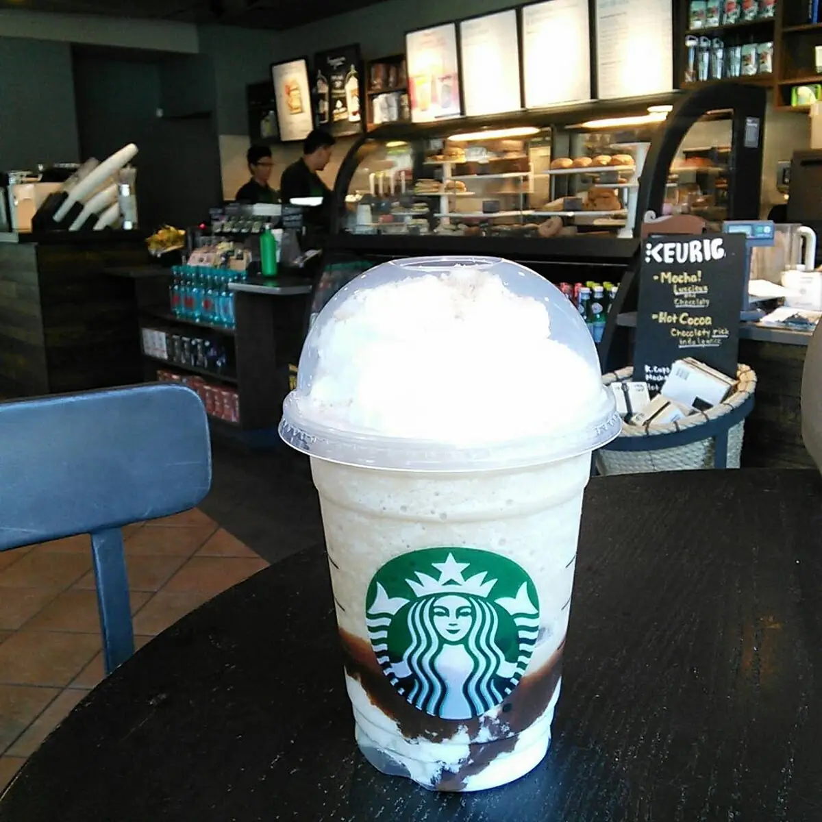 Vanilla Bean Crème Frappuccino Blended Beverage