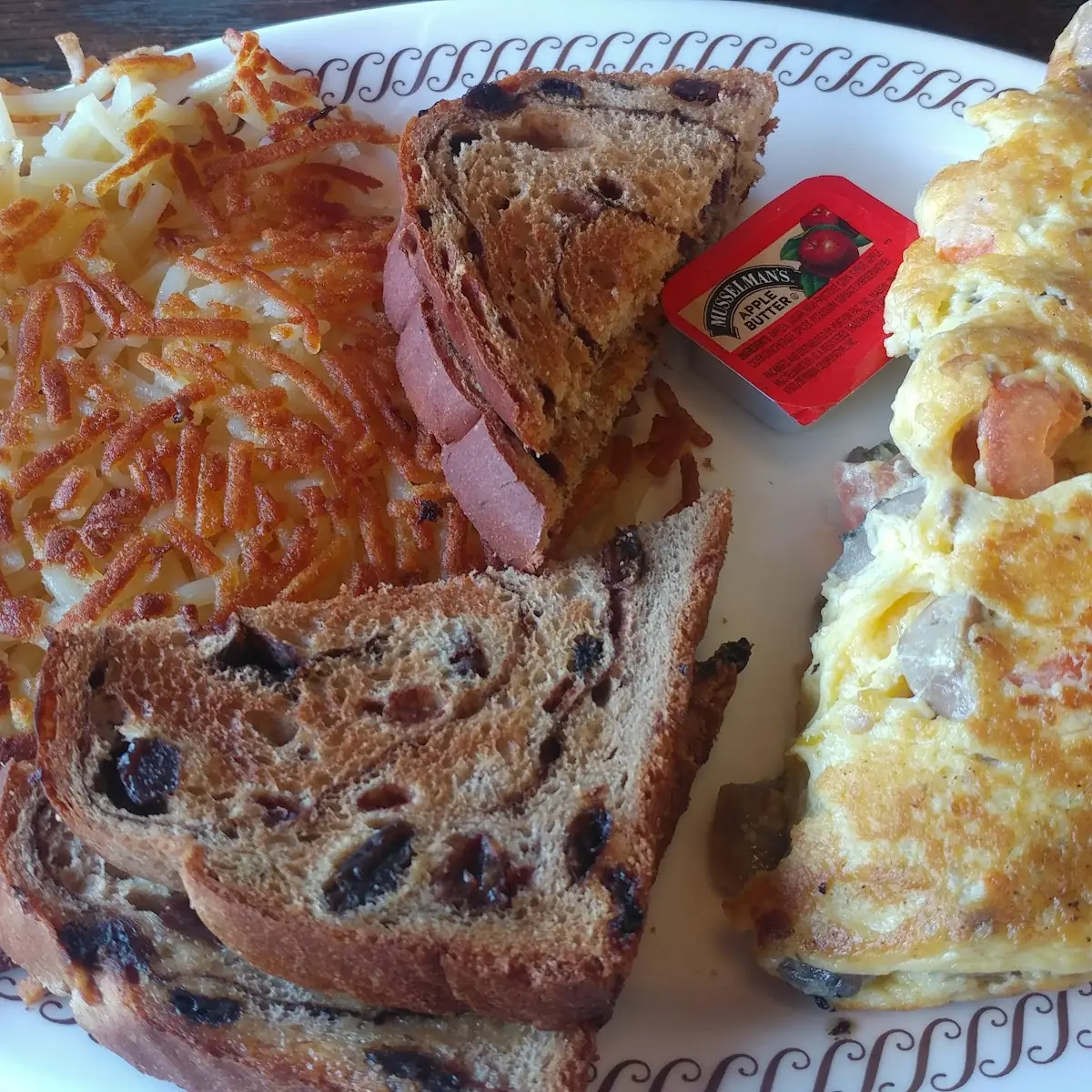 Cheese N' Eggs with Raisin Toast