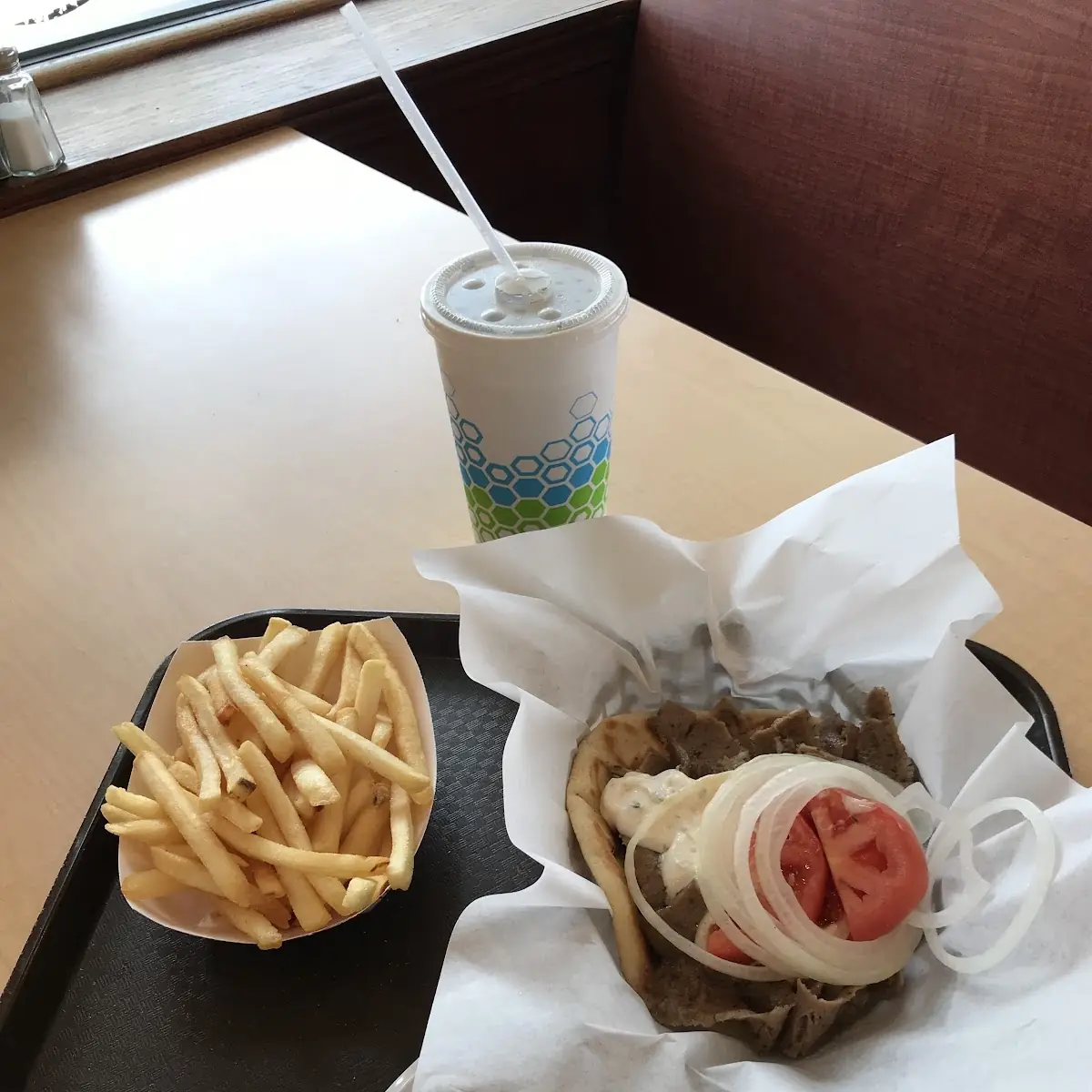 Gyro Burger - Oo