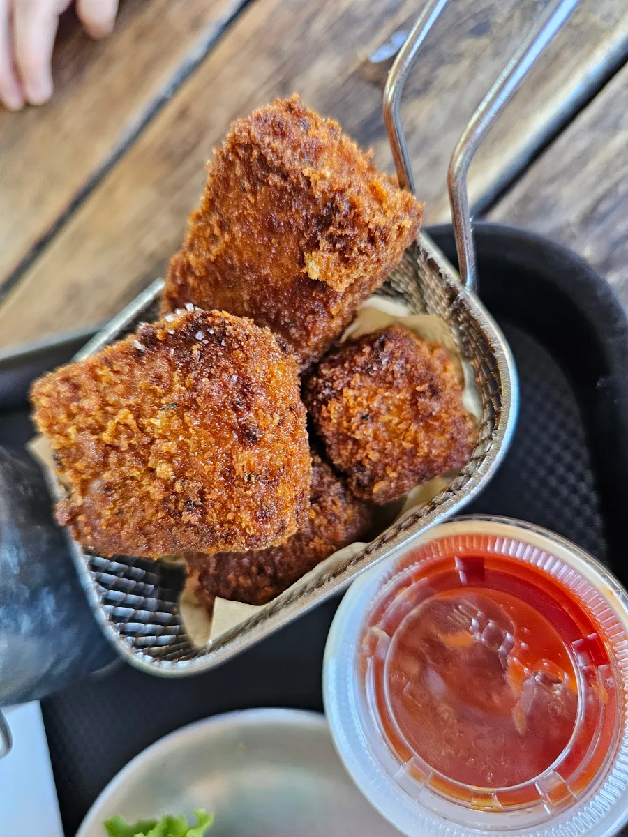 Deep Fried Mac and Cheese