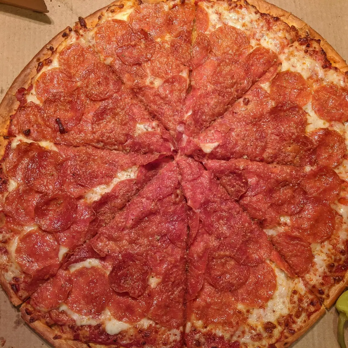 Thin Crust Ultimate Pepperoni Pizza