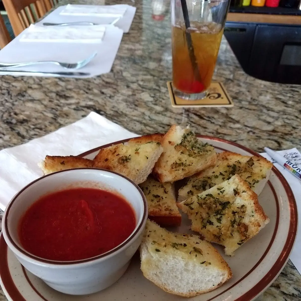 Garlic Bread & Marinara Sauce