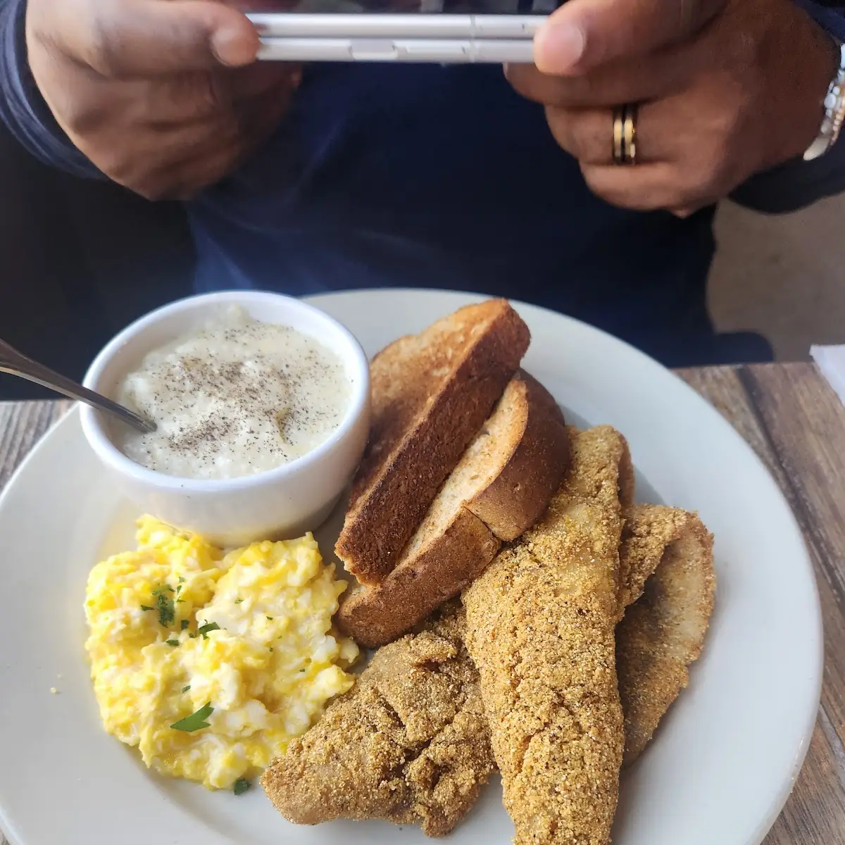 Fried Fish & Grits