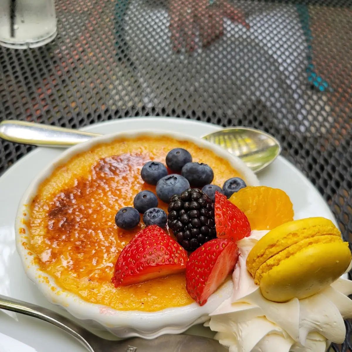 Creme Brulee with Fresh Berries