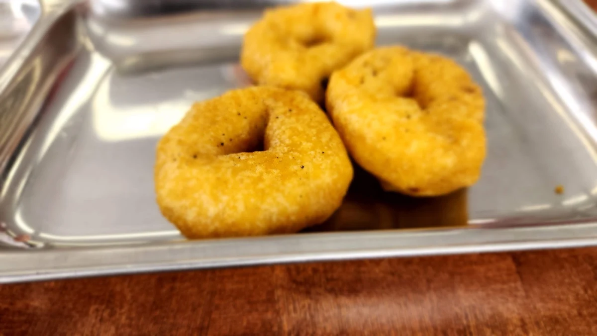Vada Sambar, Amma's Kitchen