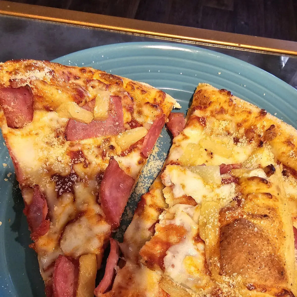 Hawaiian Pizza