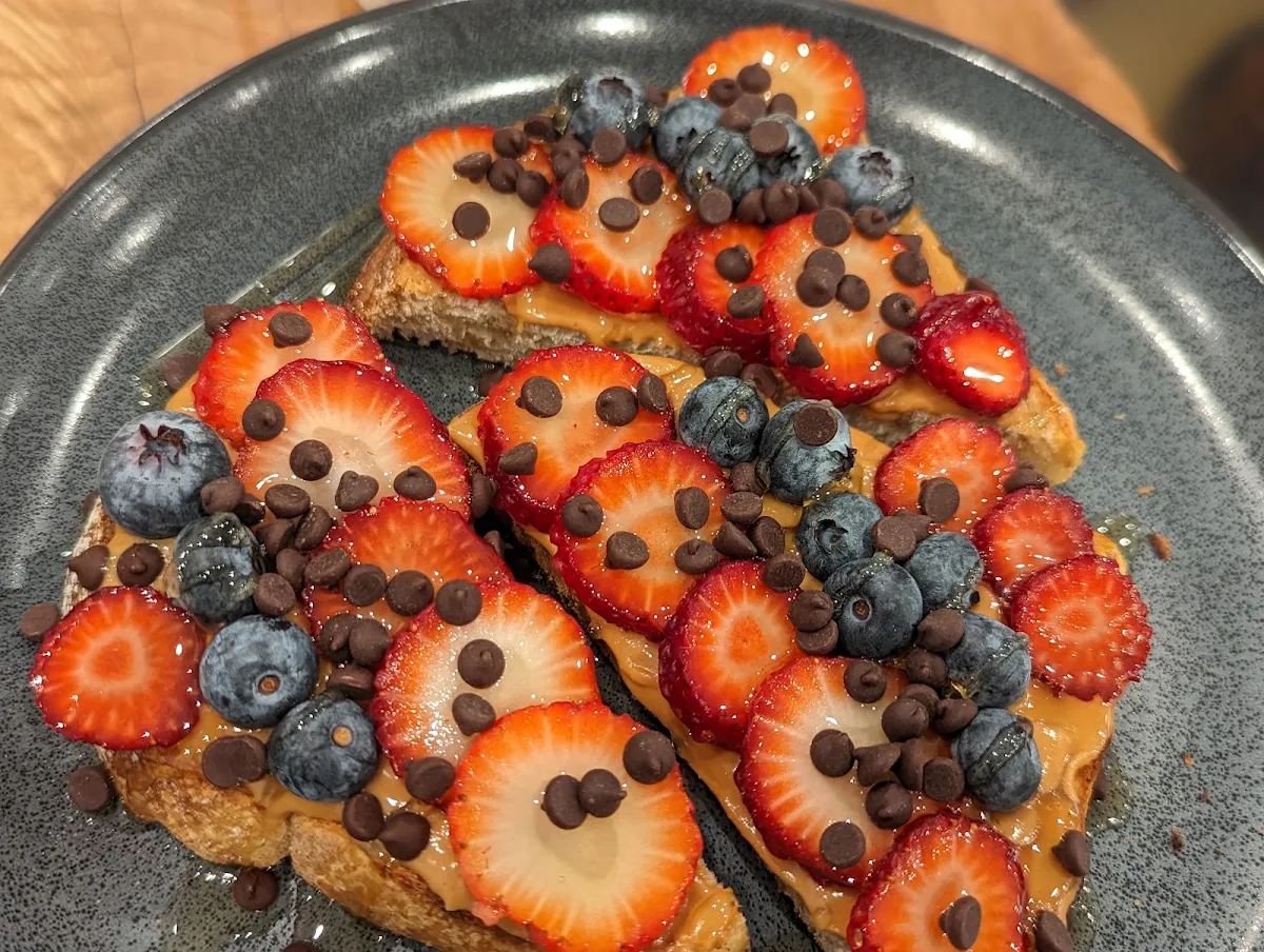 Peanut Butter and Fruit Toast