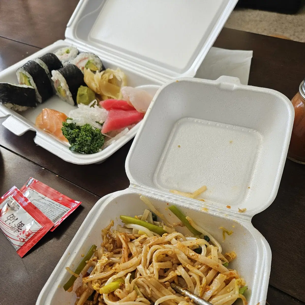 Pad Thai Bento Box