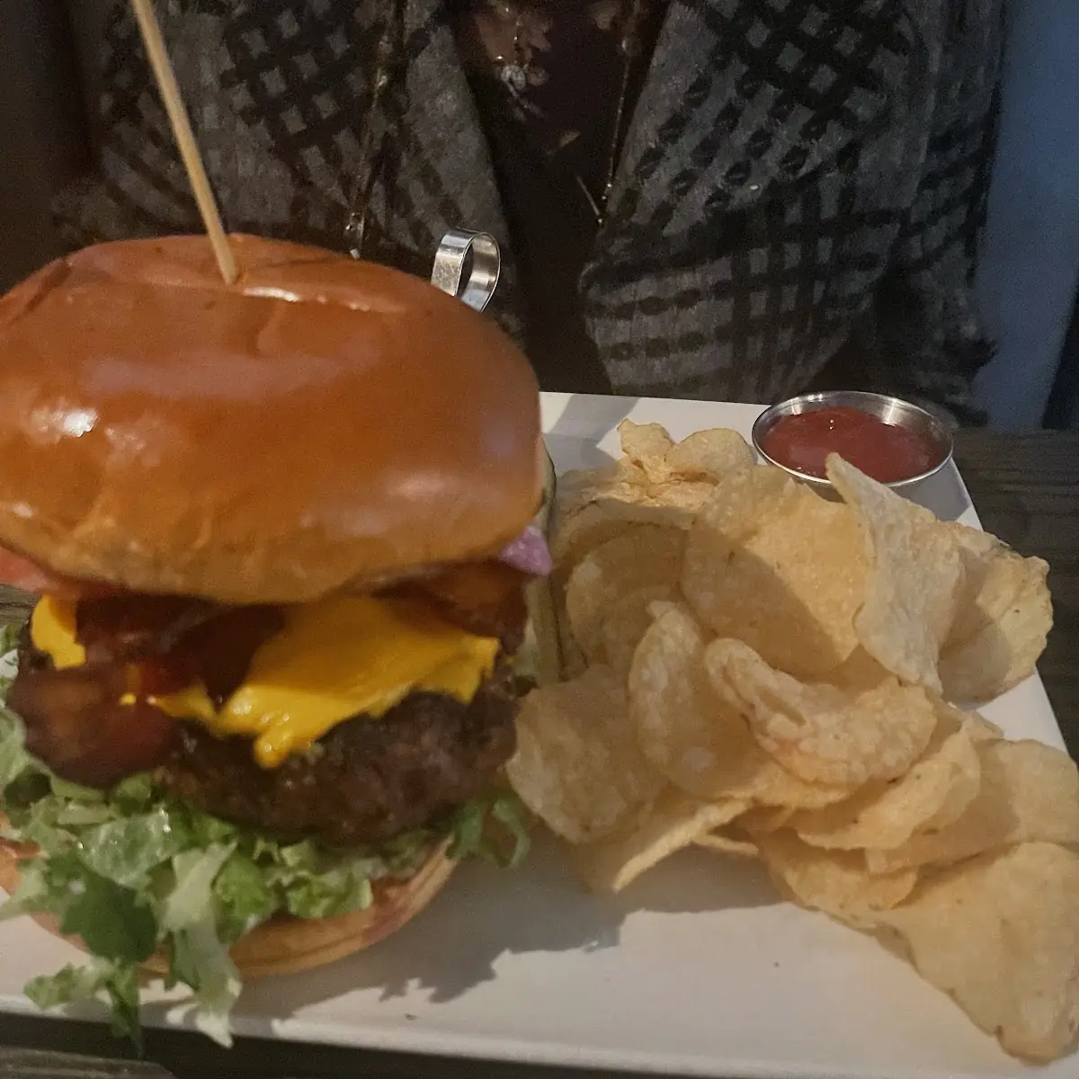 Plae Burger