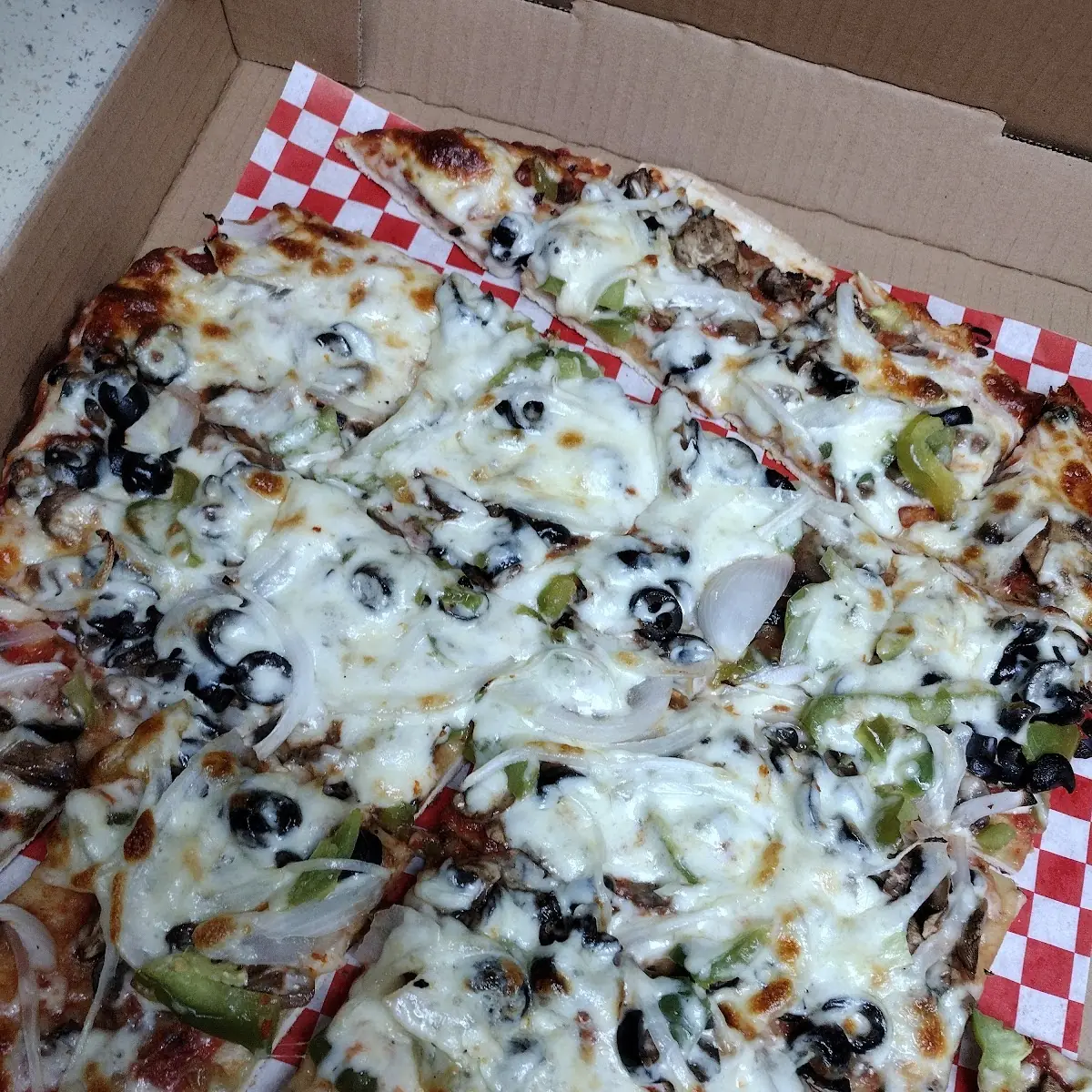 Large Veggie Pizza