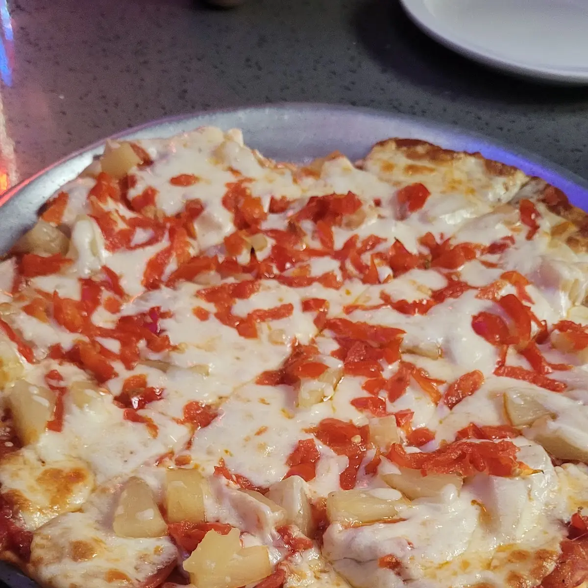 Spicy Hawaiian Pizza