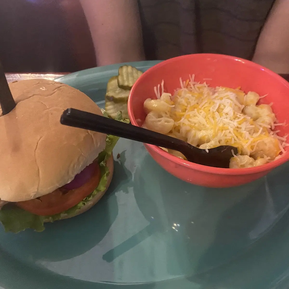Hamburger and Mac Cheese