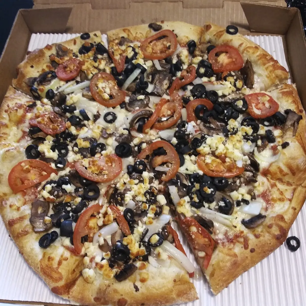 Sausage Mushroom Black Olive Pizza