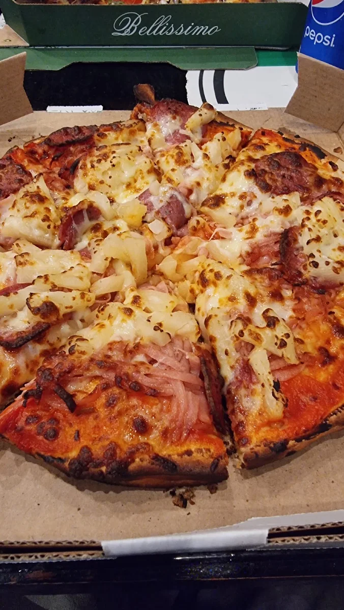 Hawaiian Pizza, Talotta's Pizzeria - Kurnell