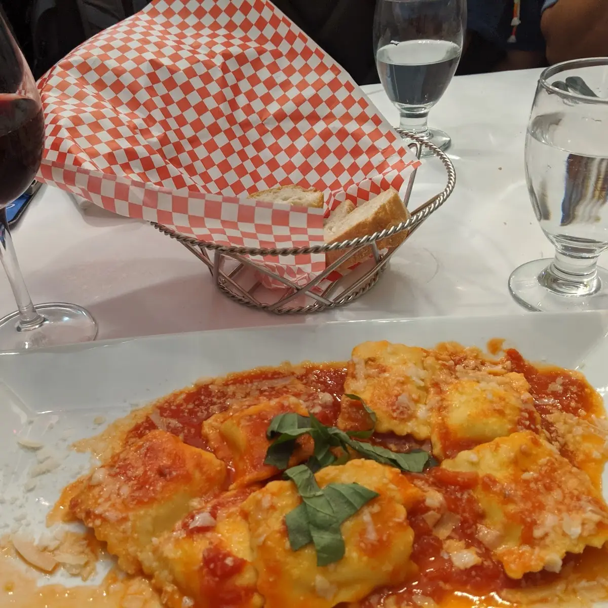 Ravioli with Tomato Basil Sauce