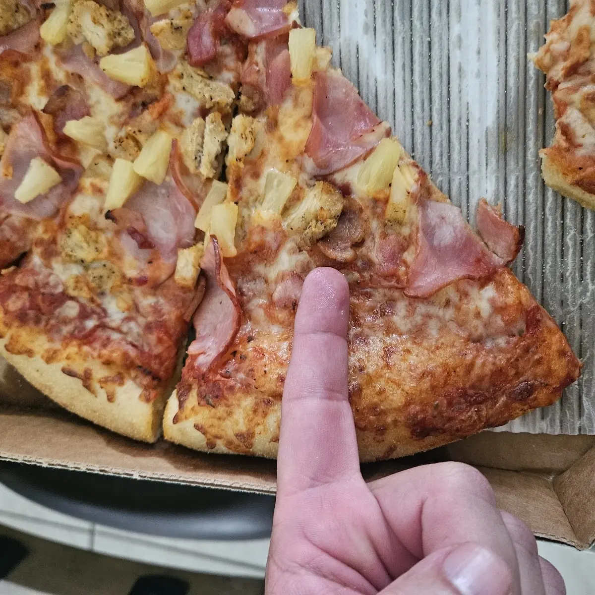 Hawaiian Pizza