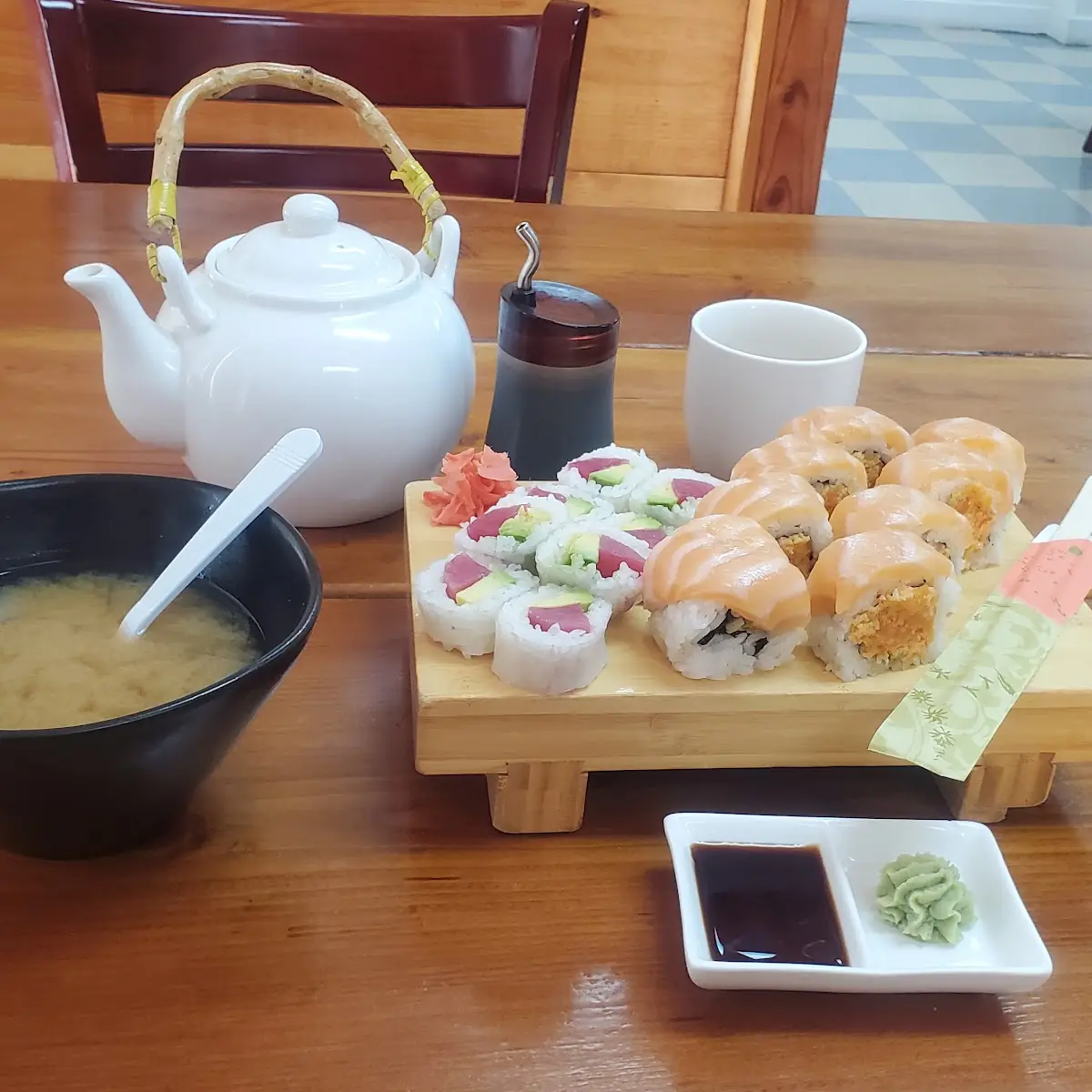 Avocado Spring Roll