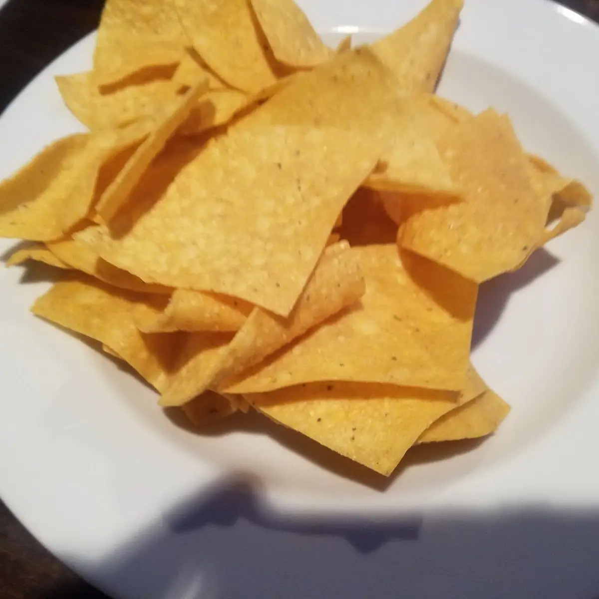 Chips & Salsa Con Queso