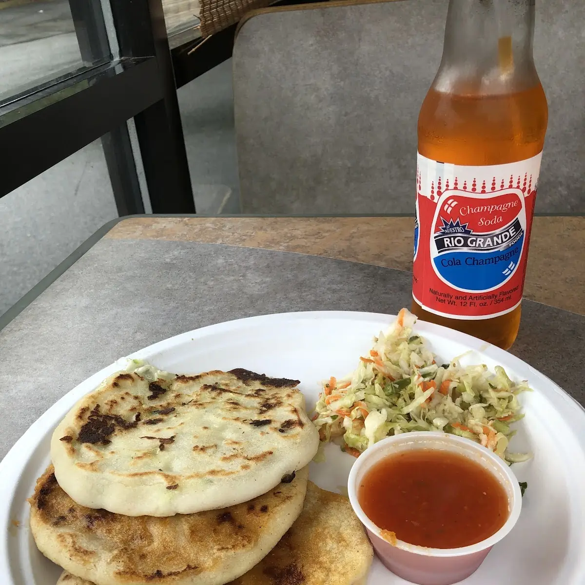Pupusas Revueltas
